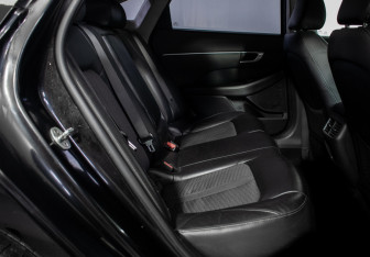 Подержанный автомобиль Hyundai Sonata 2020 года (9 фото)