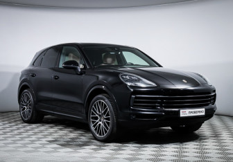 Подержанный автомобиль Porsche Cayenne 2021 года (3 фото)