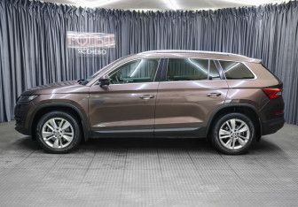 Подержанный автомобиль Skoda Kodiaq 2019 года (8 фото)