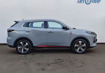 Подержанный автомобиль Changan CS55PLUS 2023 года (4 фото)