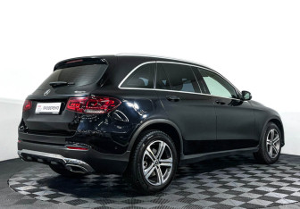 Подержанный автомобиль Mercedes-Benz GLC Coupe 2020 года (5 фото)
