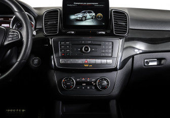 Подержанный автомобиль Mercedes-Benz GLE 2016 года (13 фото)