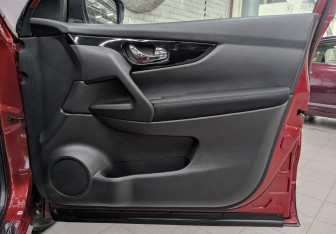 Подержанный автомобиль Nissan Qashqai 2016 года (24 фото)