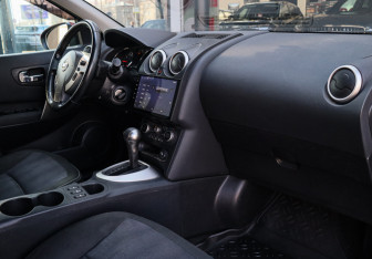 Подержанный автомобиль Nissan Qashqai 2013 года (9 фото)