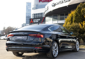 Подержанный автомобиль Audi A5 Liftback 2017 года (4 фото)