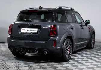 Подержанный автомобиль MINI Countryman 2020 года (5 фото)