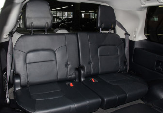 Подержанный автомобиль Toyota Land Cruiser Suv 2014 года (14 фото)