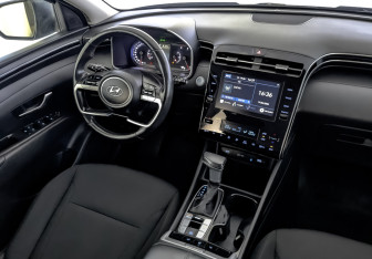 Подержанный автомобиль Hyundai Tucson 2021 года (29 фото)