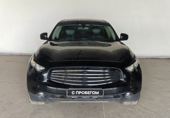 Подержанный автомобиль Infiniti FX 2011 года (2 фото)