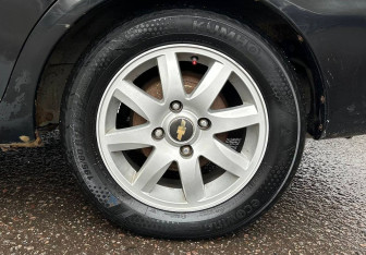 Подержанный автомобиль Chevrolet Rezzo 2007 года (15 фото)