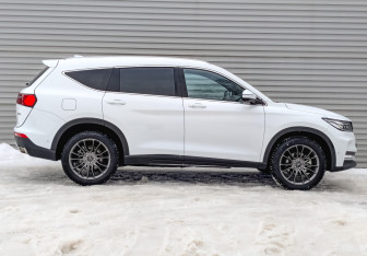 Подержанный автомобиль DongFeng DFSK ix7 2024 года (4 фото)