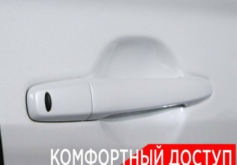 Подержанный автомобиль Mitsubishi Outlander 2021 года (16 фото)