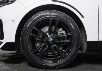 Подержанный автомобиль Voyah Free 2024 года (27 фото)