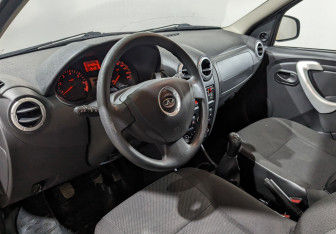 Подержанный автомобиль LADA (ВАЗ) Largus Wagon 2014 года (14 фото)