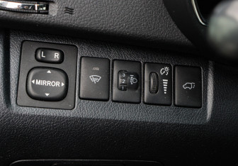 Подержанный автомобиль Toyota Highlander 2011 года (18 фото)