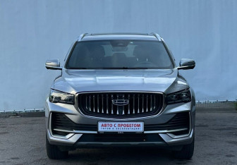 Подержанный автомобиль Geely Monjaro 2024 года (2 фото)