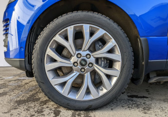 Подержанный автомобиль Land Rover Range Rover 2019 года (25 фото)