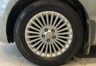 Подержанный автомобиль Ford Mondeo Sedan 2007 года (16 фото)