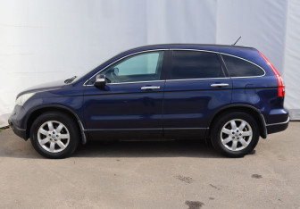 Подержанный автомобиль Honda CR-V 2008 года (8 фото)