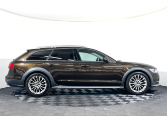 Подержанный автомобиль Audi A6 allroad 2014 года (4 фото)