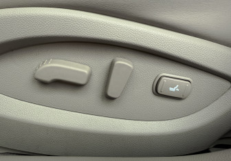 Подержанный автомобиль Infiniti QX50 2014 года (24 фото)