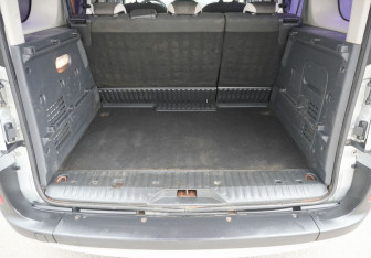 Подержанный автомобиль Renault Kangoo 2014 года (9 фото)