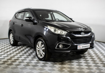 Подержанный автомобиль Hyundai ix35 2011 года (3 фото)