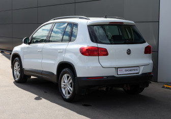 Подержанный автомобиль Volkswagen Tiguan 2015 года (7 фото)