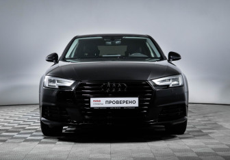 Подержанный автомобиль Audi A4 Sedan 2018 года (2 фото)