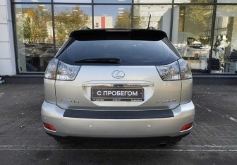 Подержанный автомобиль Lexus RX 2006 года (7 фото)