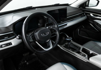 Подержанный автомобиль Geely Emgrand 2023 года (9 фото)