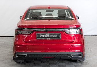 Подержанный автомобиль Omoda S5 2023 года (5 фото)