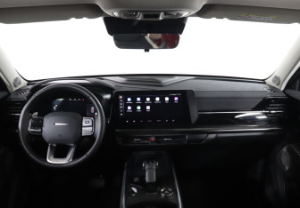 Подержанный автомобиль Haval H3 2024 года (12 фото)