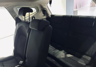 Подержанный автомобиль Nissan Qashqai+2 2009 года (9 фото)