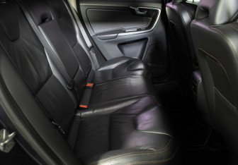 Подержанный автомобиль Volvo XC60 2013 года (11 фото)