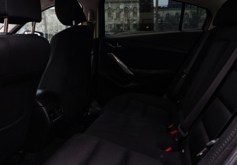 Подержанный автомобиль Mazda 6 Sedan 2017 года (8 фото)