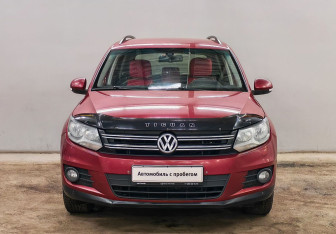 Подержанный автомобиль Volkswagen Tiguan 2013 года (2 фото)
