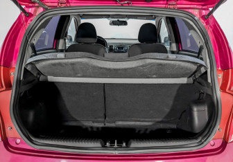 Подержанный автомобиль Kia Picanto 2013 года (10 фото)