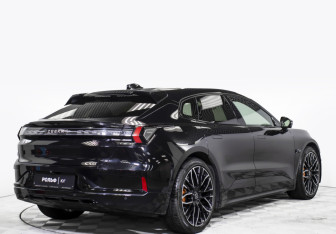 Подержанный автомобиль Zeekr 001 2023 года (5 фото)