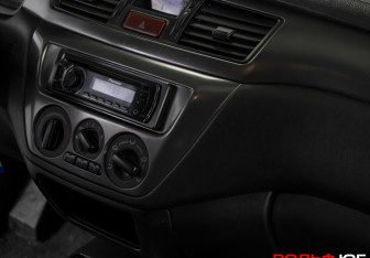 Подержанный автомобиль Mitsubishi Lancer Sedan 2009 года (16 фото)