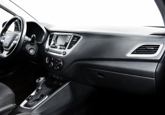 Подержанный автомобиль Hyundai Solaris Sedan 2019 года (7 фото)