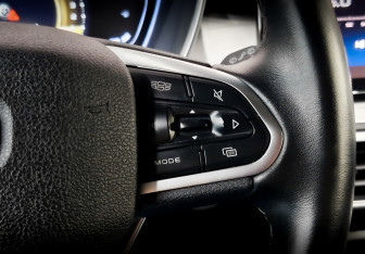 Подержанный автомобиль Geely Coolray 2023 года (26 фото)