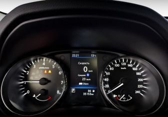Подержанный автомобиль Nissan X-Trail 2020 года (13 фото)