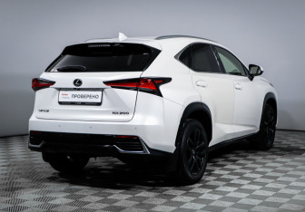 Подержанный автомобиль Lexus NX 2017 года (5 фото)