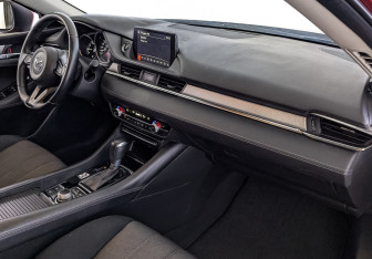 Подержанный автомобиль Mazda 6 Sedan 2019 года (13 фото)