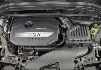 Подержанный автомобиль BMW X2 2019 года (9 фото)