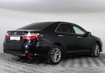 Подержанный автомобиль Toyota Camry Sedan 2016 года (4 фото)