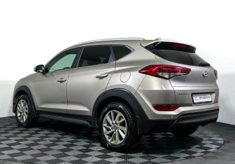 Подержанный автомобиль Hyundai Tucson 2018 года (7 фото)
