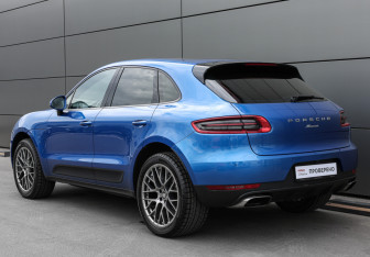 Подержанный автомобиль Porsche Macan 2018 года (6 фото)