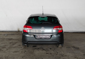 Подержанный автомобиль Citroen C4 Hatchback 2012 года (5 фото)